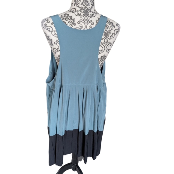 Athleta Pleated Tank Active Athleisure Womens Plus 2X Yoga Casual Swing Green - Picture 4 of 13